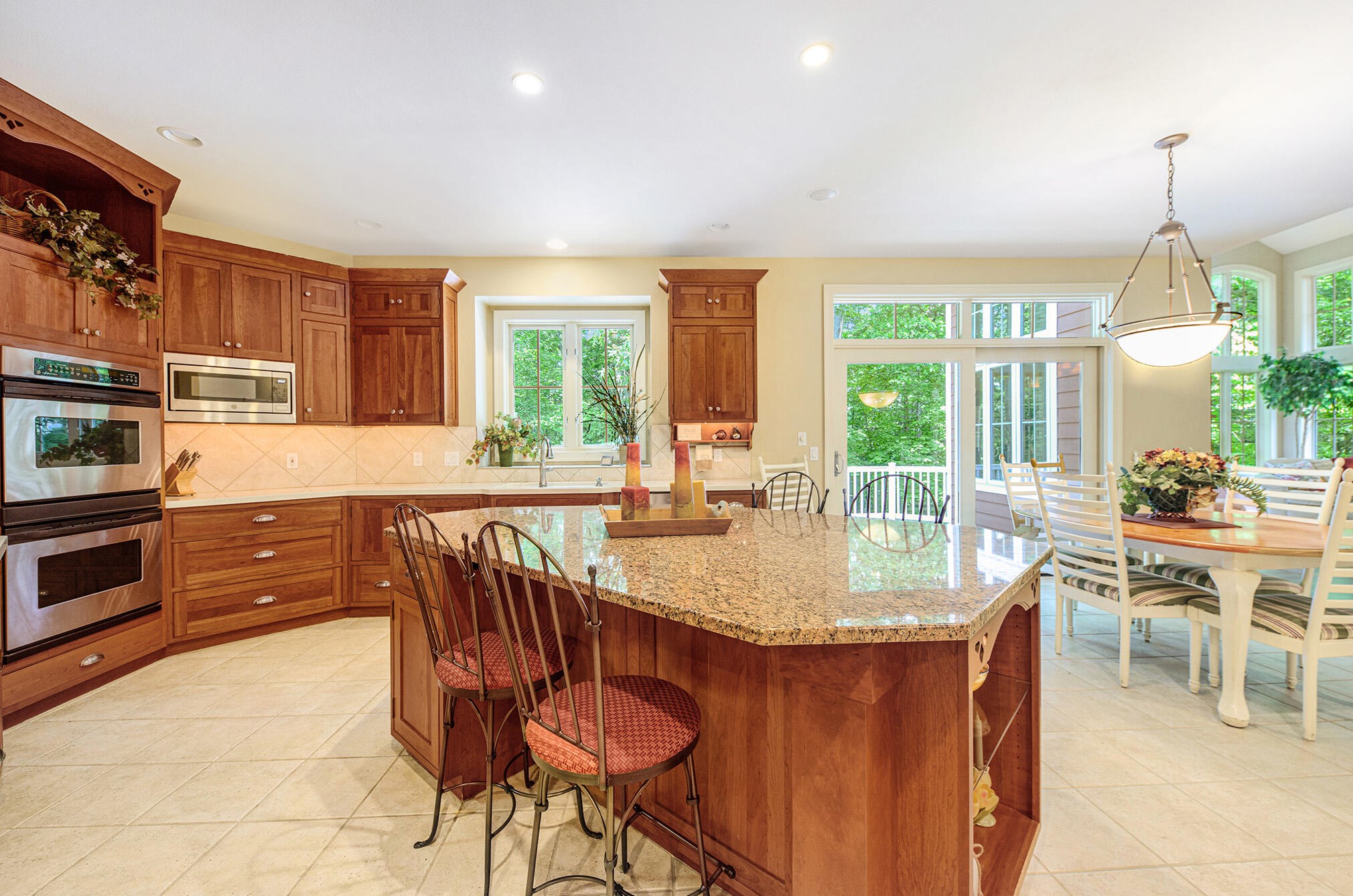 622 Steketee Rd, Ada MI 49301-8765 exterior