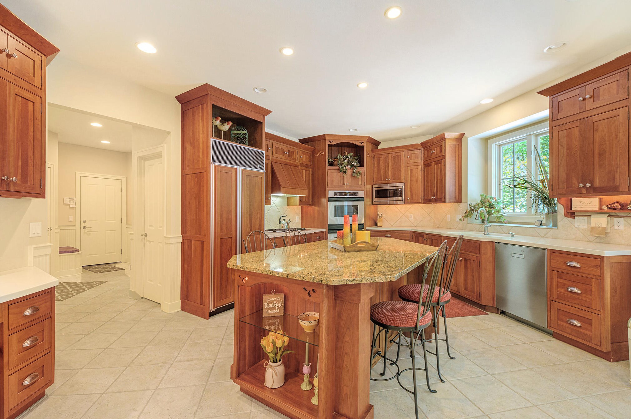 622 Steketee Rd, Ada MI 49301-8765 exterior