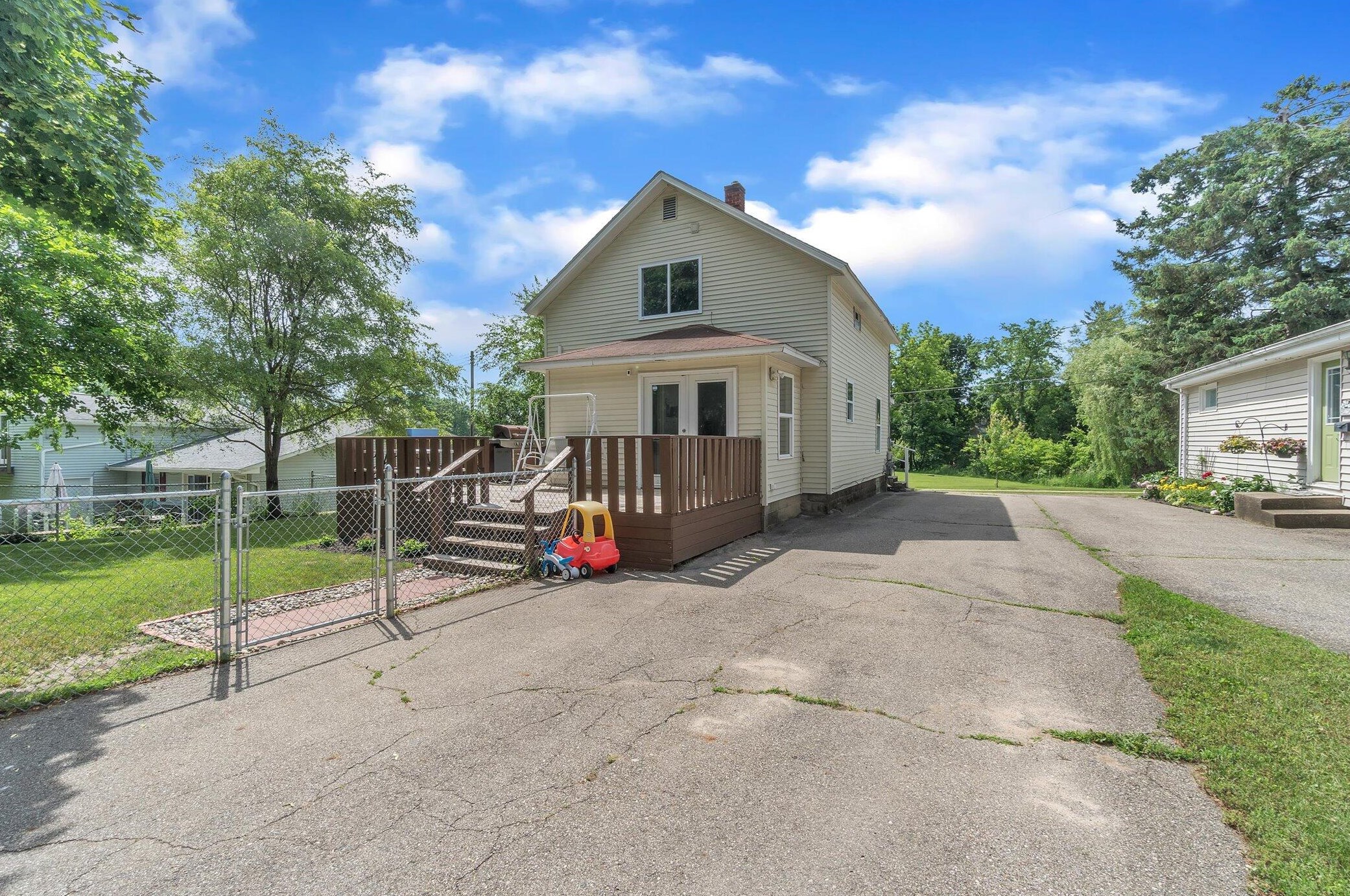 159 Olmstead St, Sparta MI  49345-1123 exterior