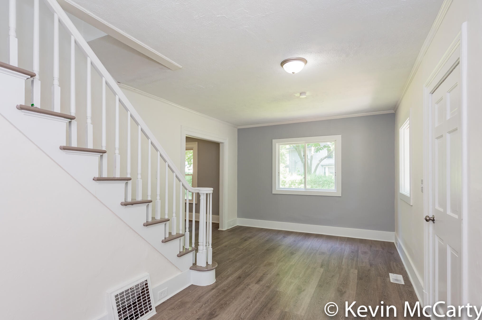 855 Mcreynolds Ave, Grand Rapids MI  49504-4438 exterior