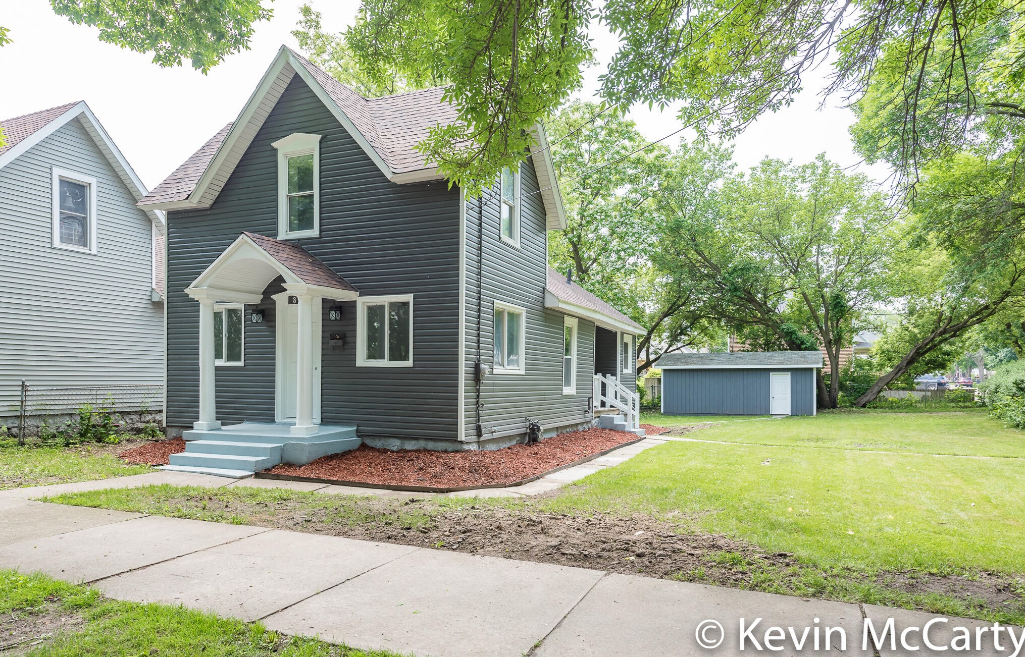 855 Mcreynolds Ave, Grand Rapids MI  49504-4438 exterior