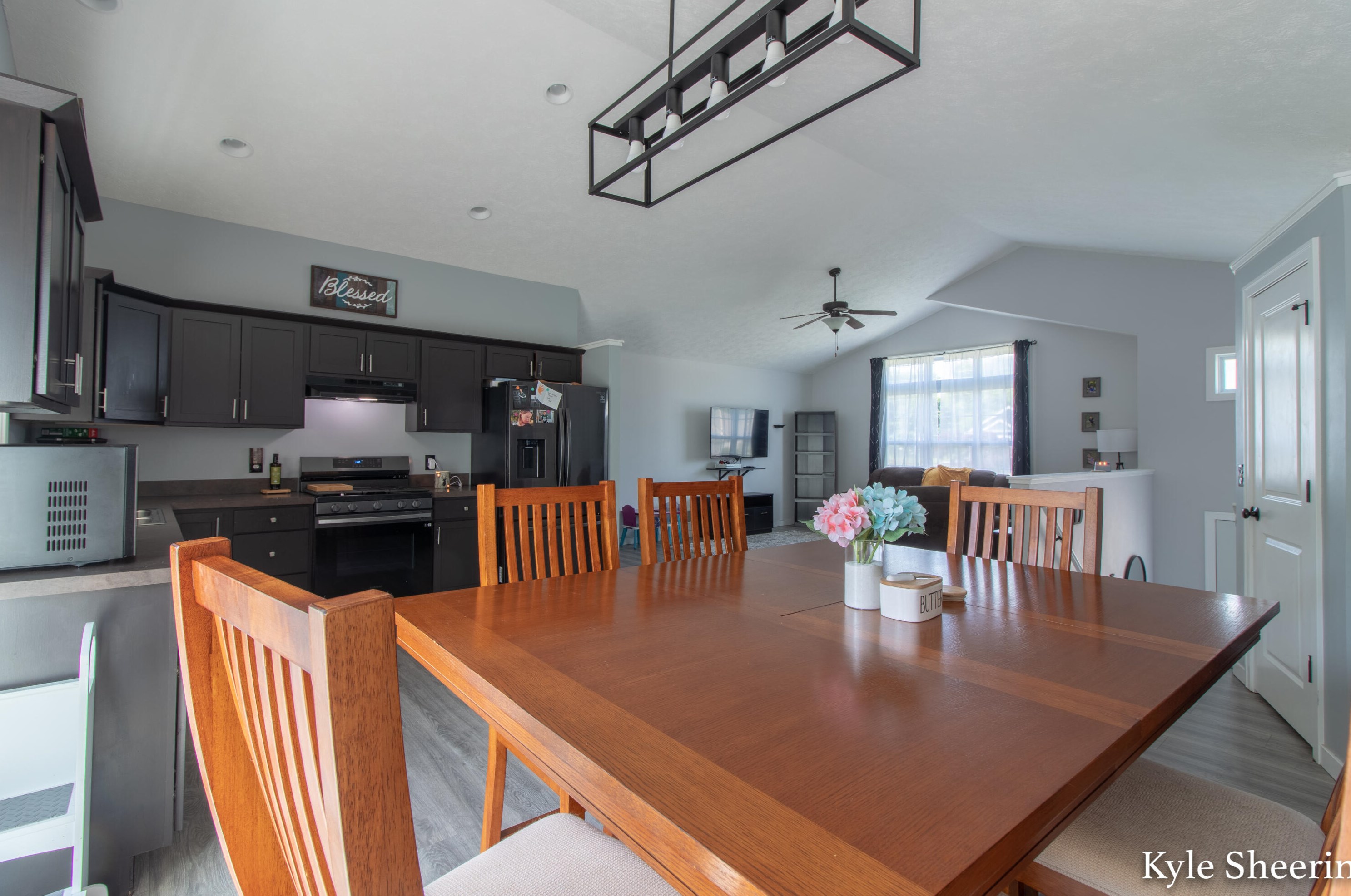 1079 Serenity Ridge Dr, Wayland MI  49348-9183 exterior