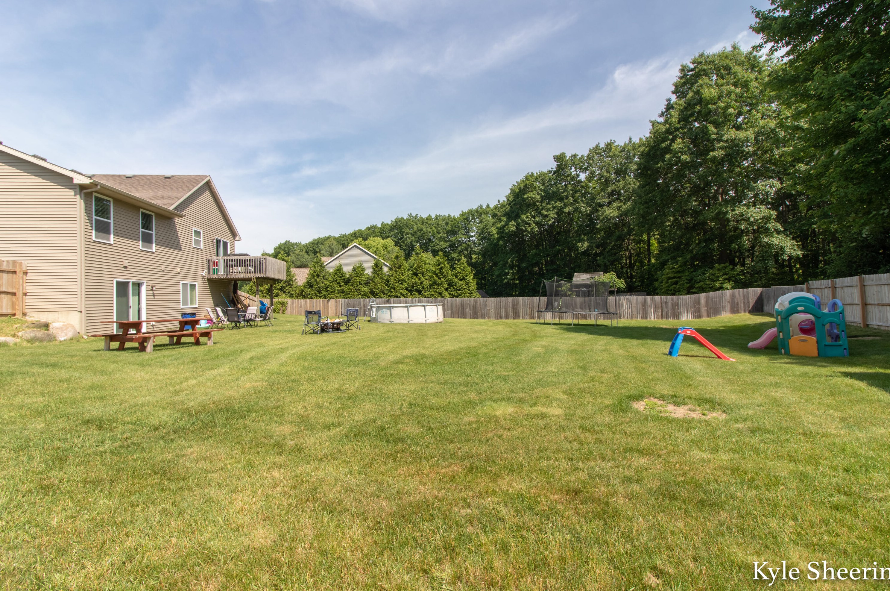 1079 Serenity Ridge Dr, Wayland MI  49348-9183 exterior