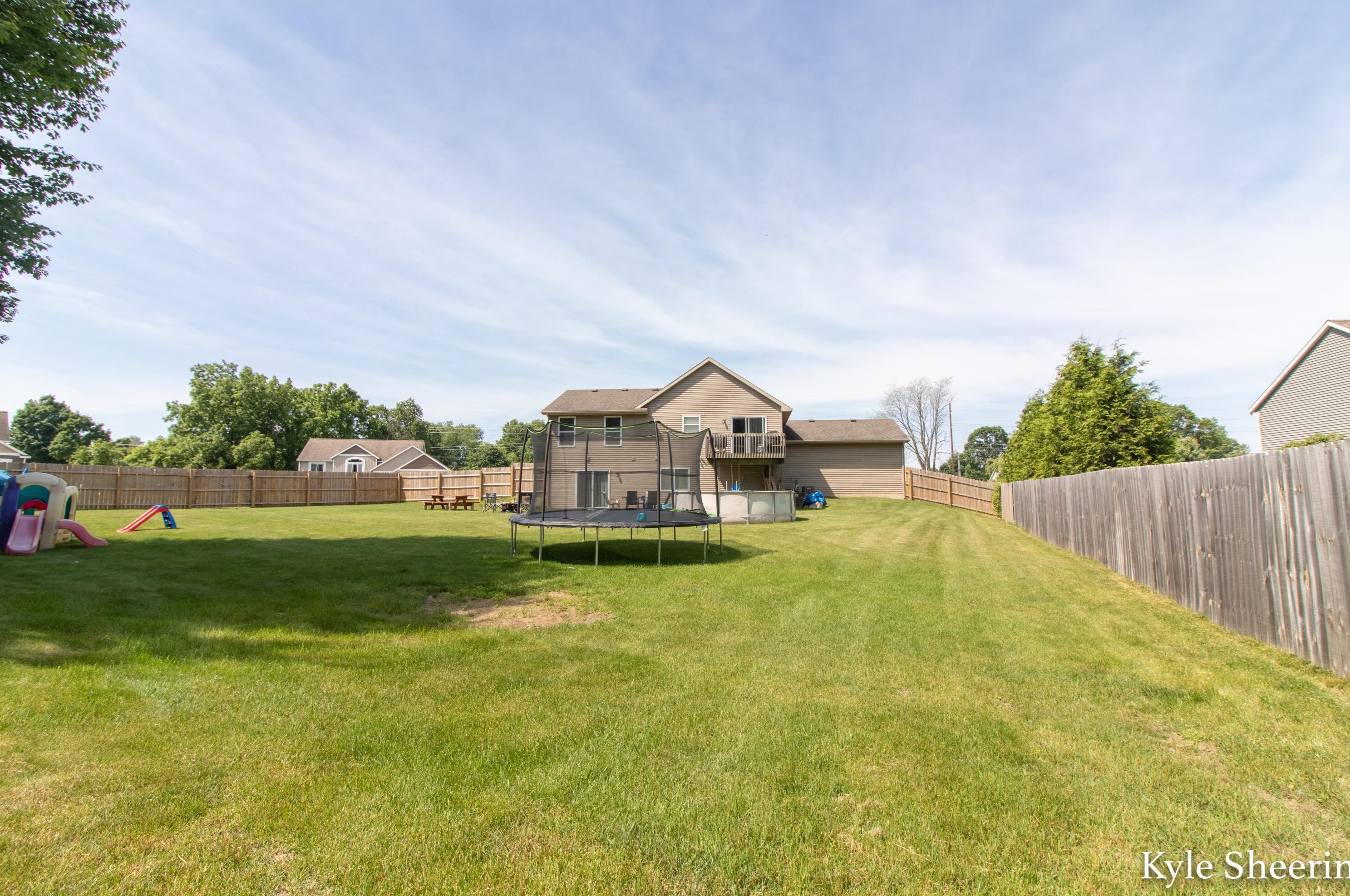 1079 Serenity Ridge Dr, Wayland MI  49348-9183 exterior