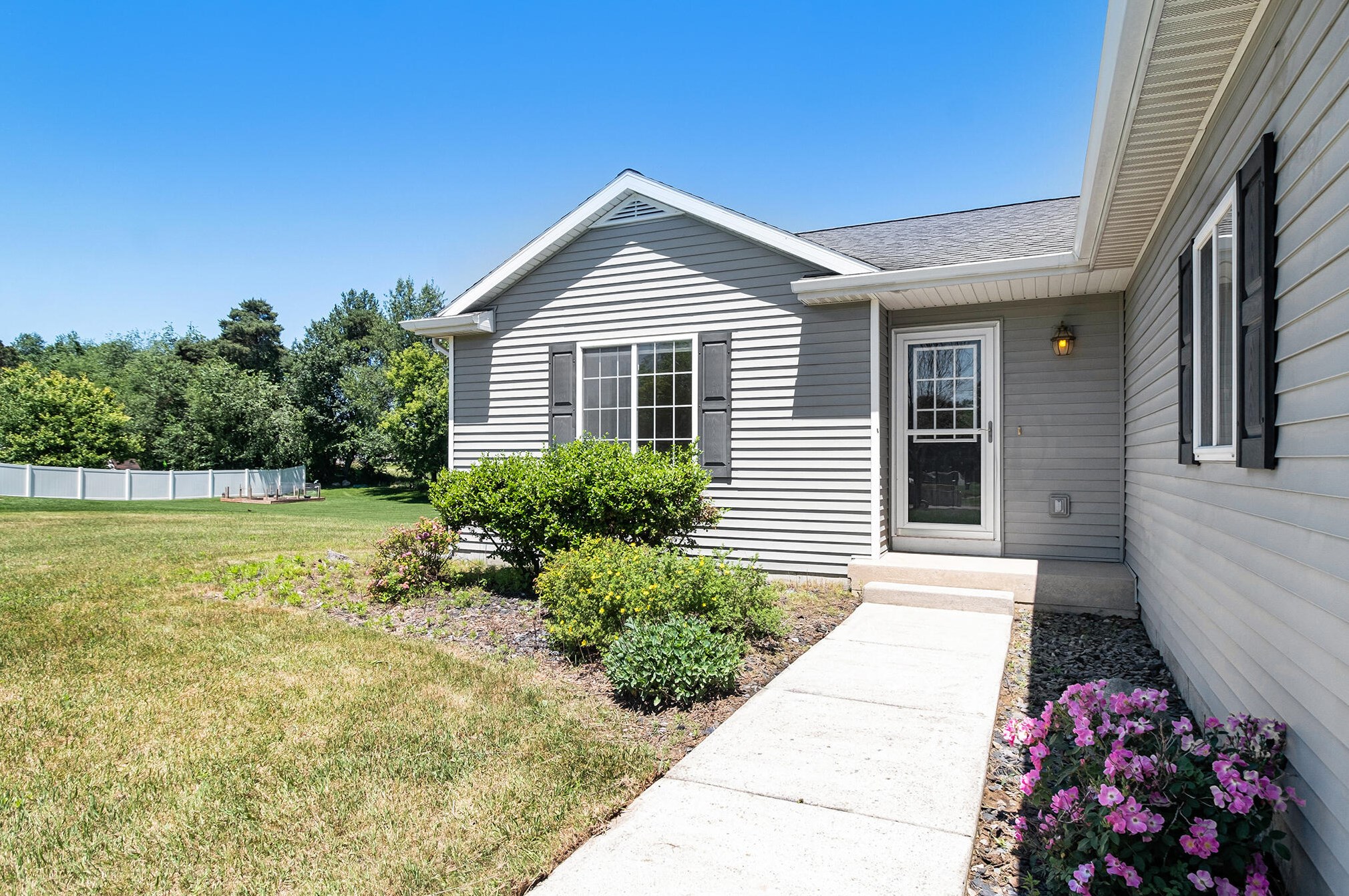 1761 Cuper Ave, Dorr MI 49323-9051 exterior