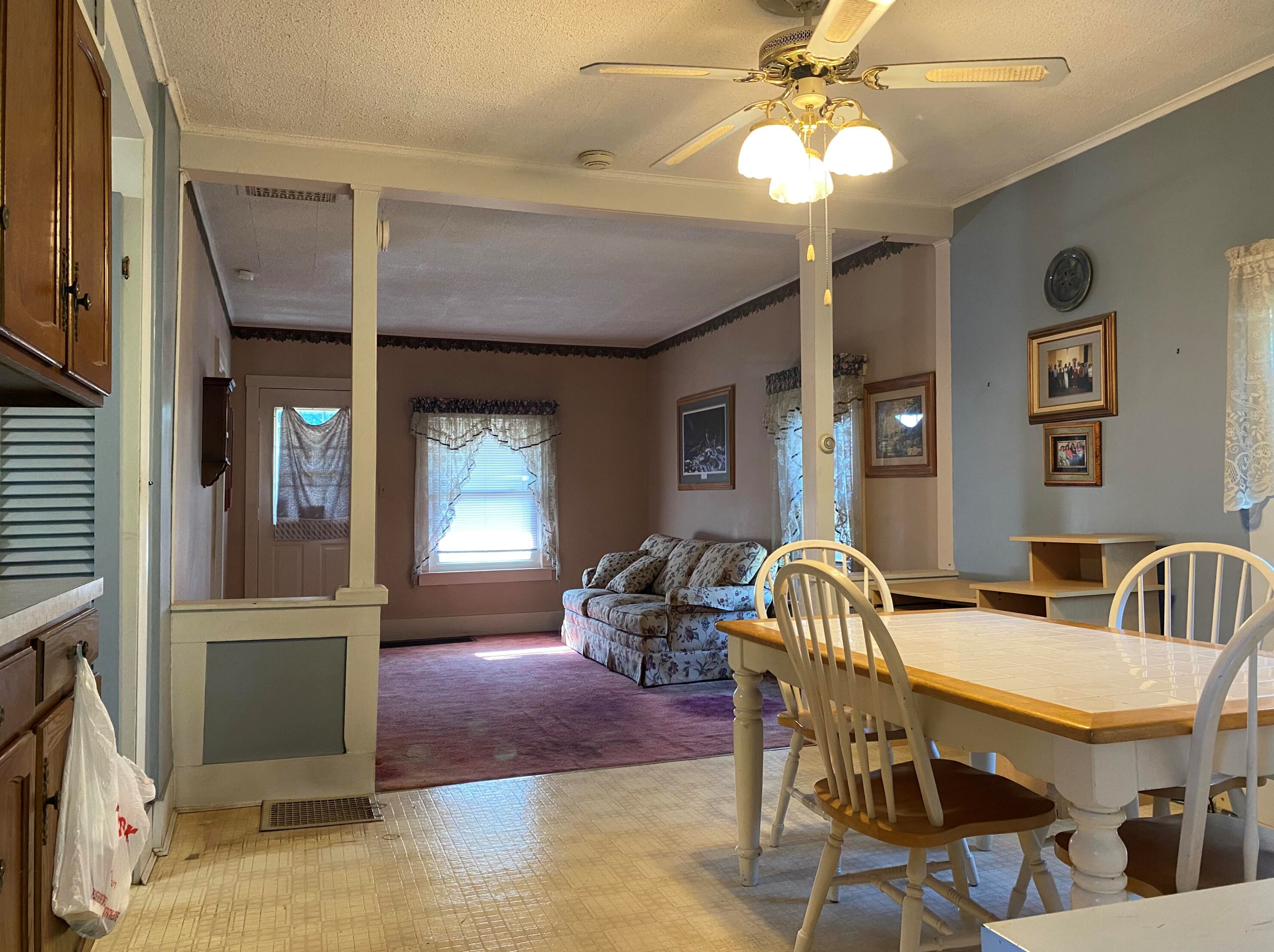 1433 Emerson Ave, Grand Rapids MI 49544-1717 exterior