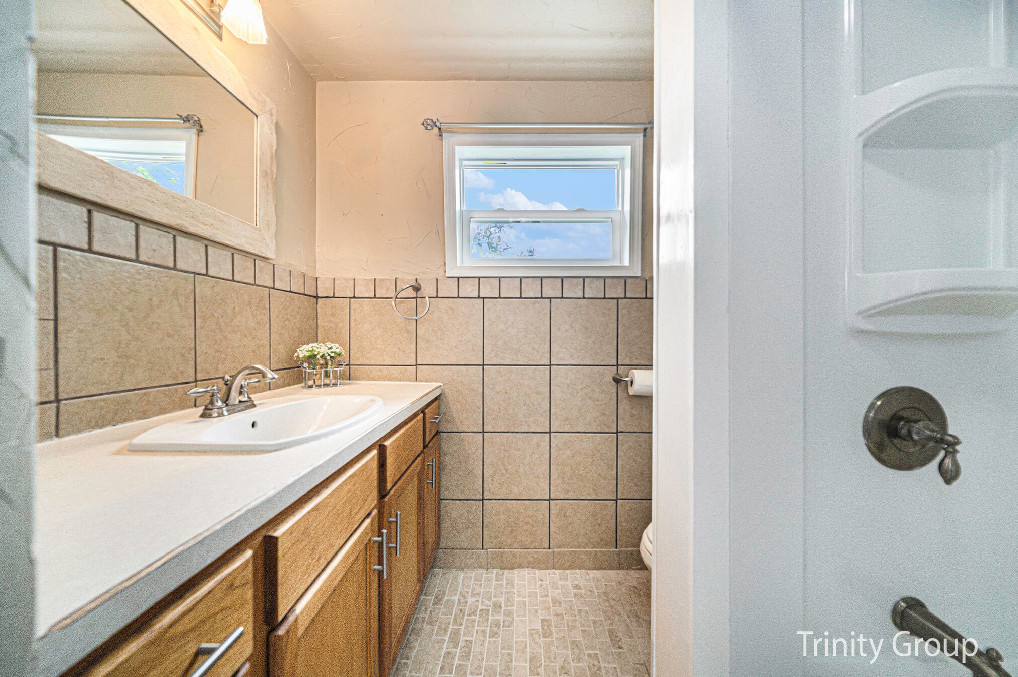 336 Clay St, Sparta MI 49345-1490 exterior