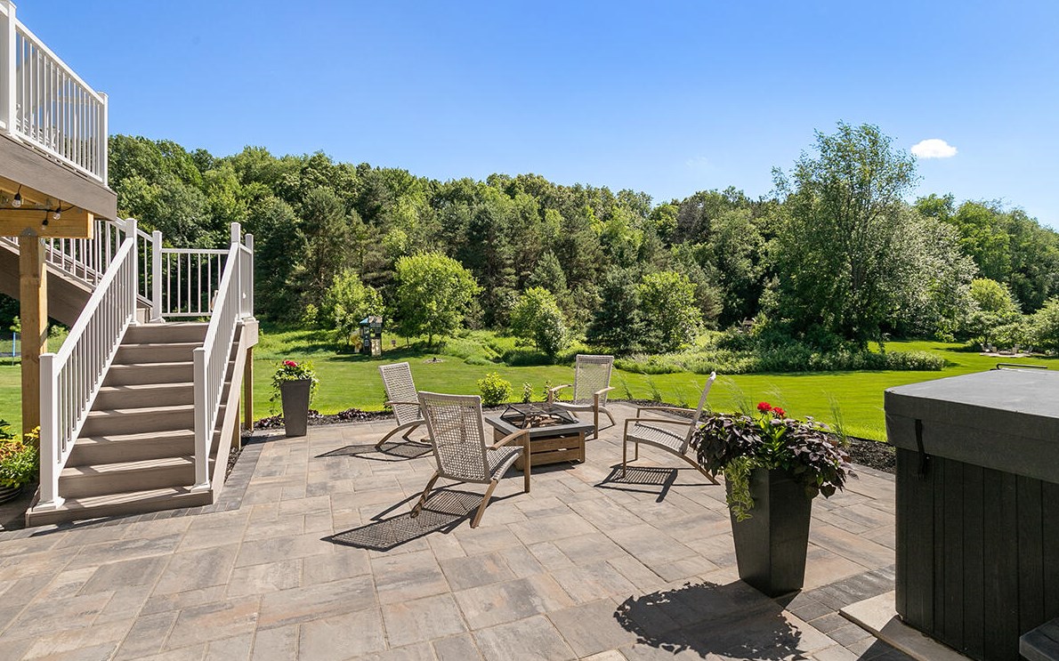 5814 Cannon Hills Dr, Ada MI 49301-8835 exterior