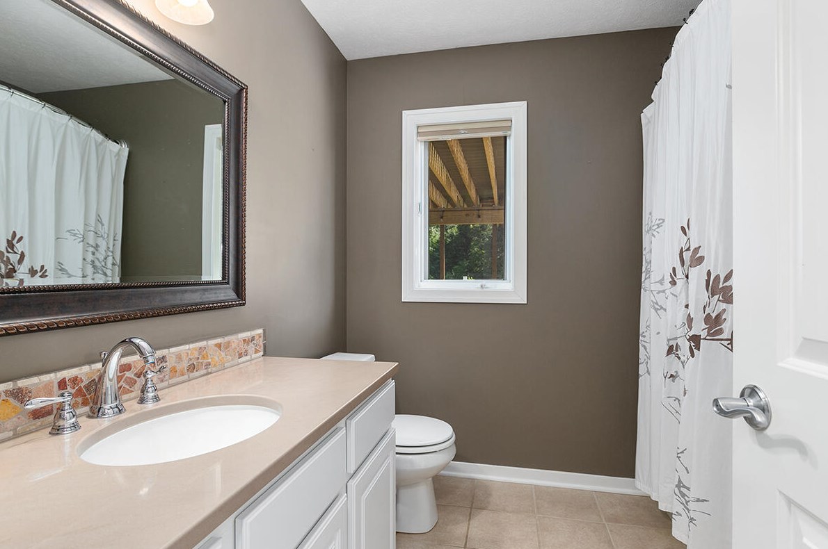 5814 Cannon Hills Dr, Ada MI 49301-8835 exterior