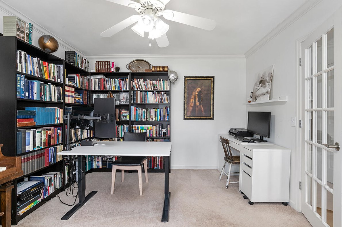 5814 Cannon Hills Dr, Ada MI 49301-8835 exterior