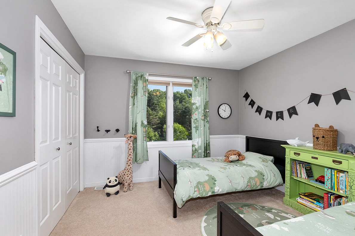 5814 Cannon Hills Dr, Ada MI 49301-8835 exterior