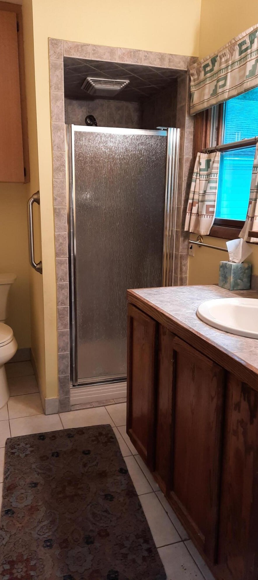 6286 Grand Riv Dr, Ada MI 49301-9503 exterior