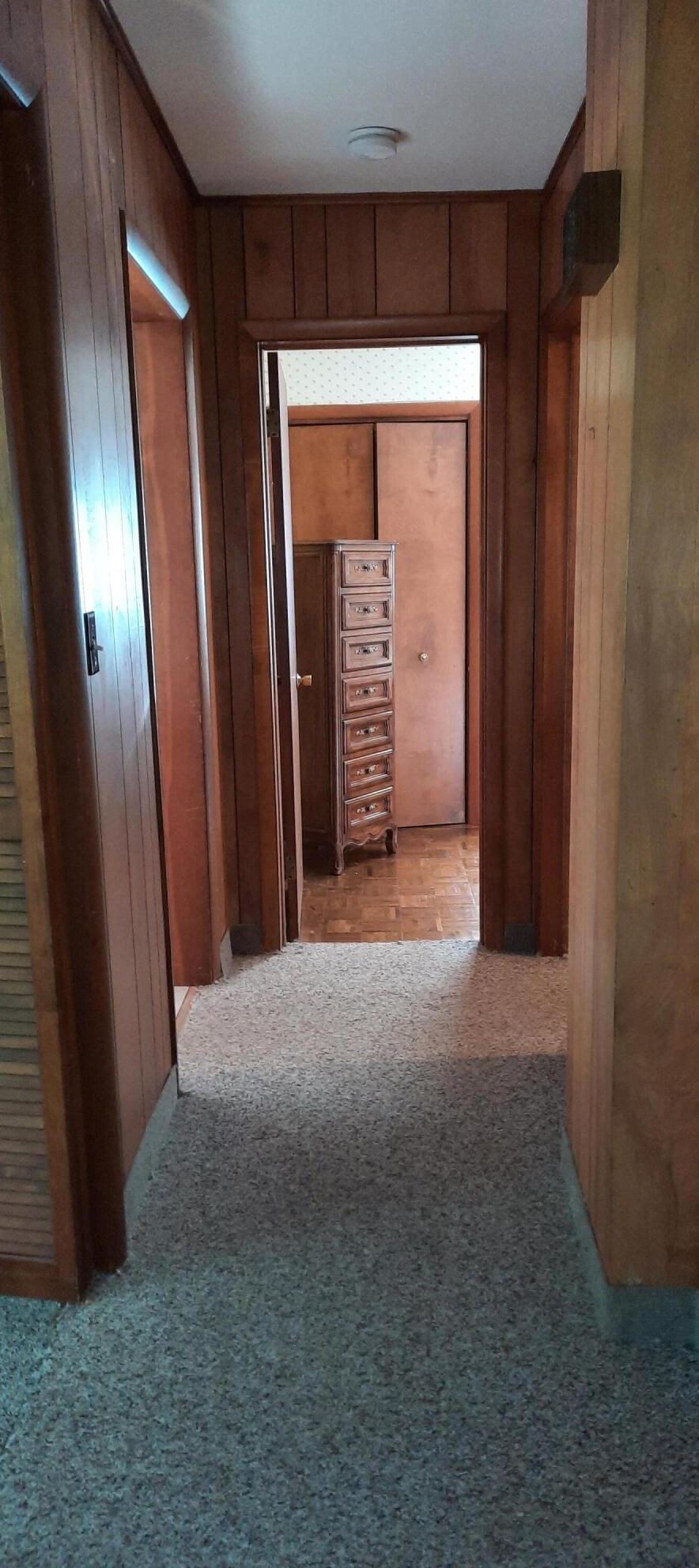 6286 Grand Riv Dr, Ada MI 49301-9503 exterior