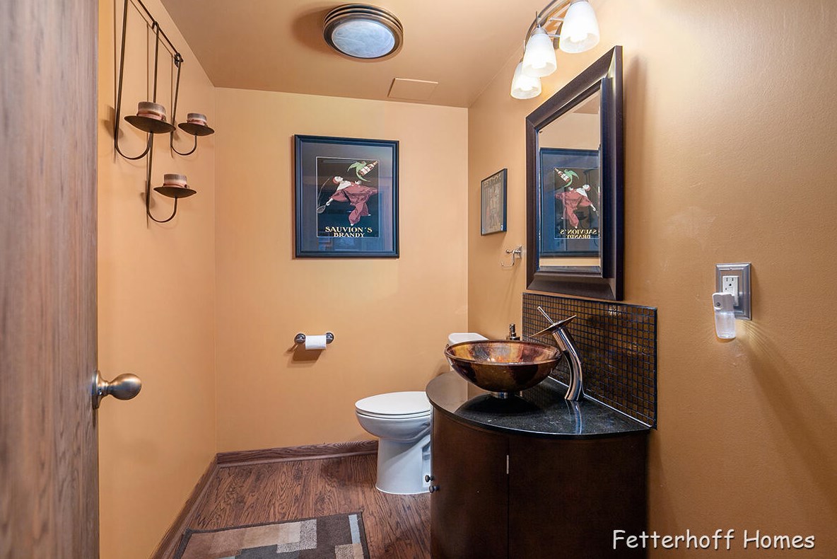 7658 Candlewood Dr, Ada MI 49301-9348 exterior