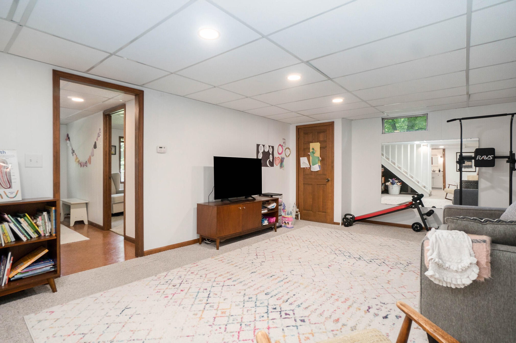 18547 Pawnee Dr, Spring Lake MI  49456-9416 exterior