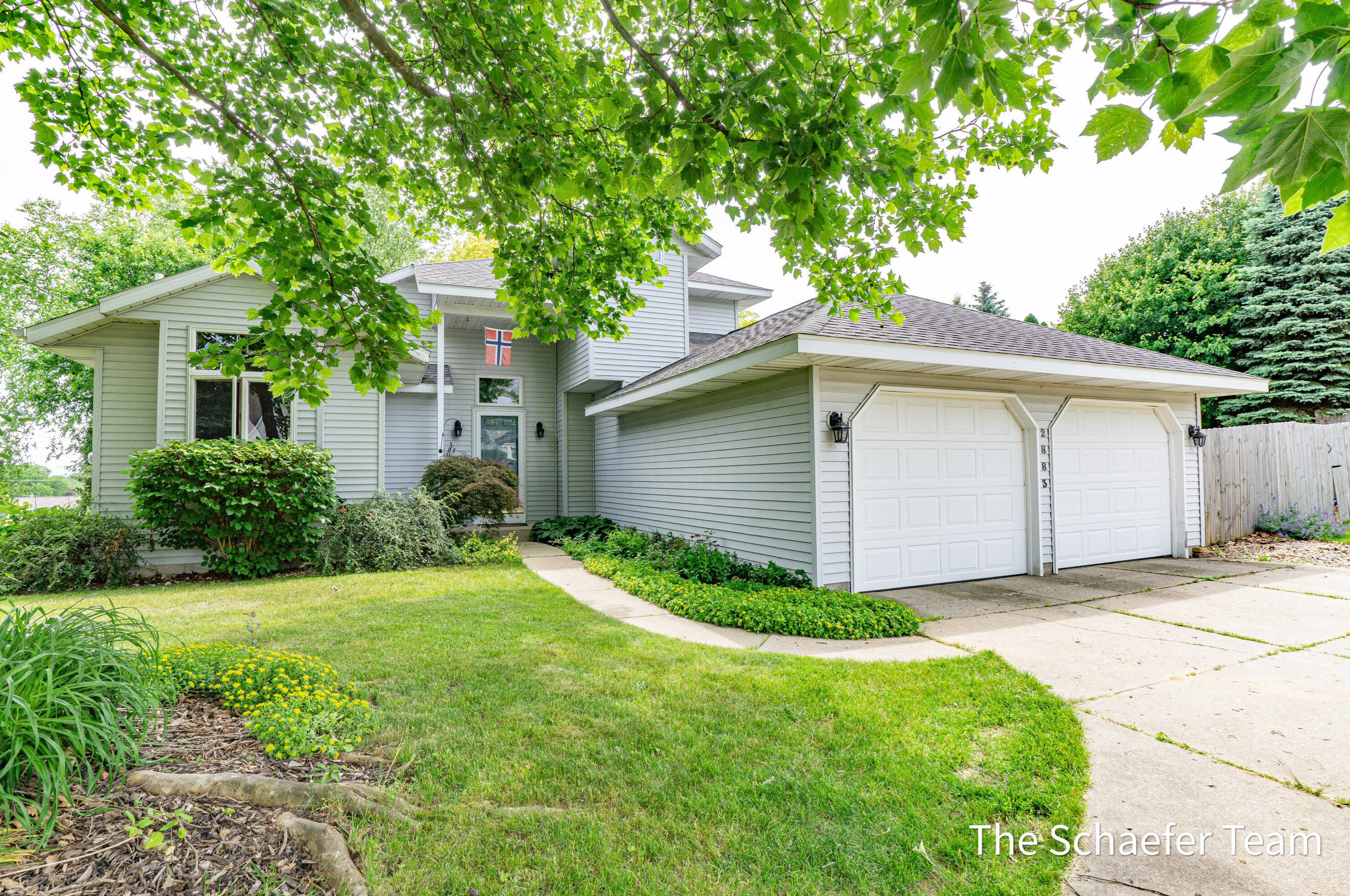 2883 Valley Ave, Grand Rapids MI 49544-1675 exterior