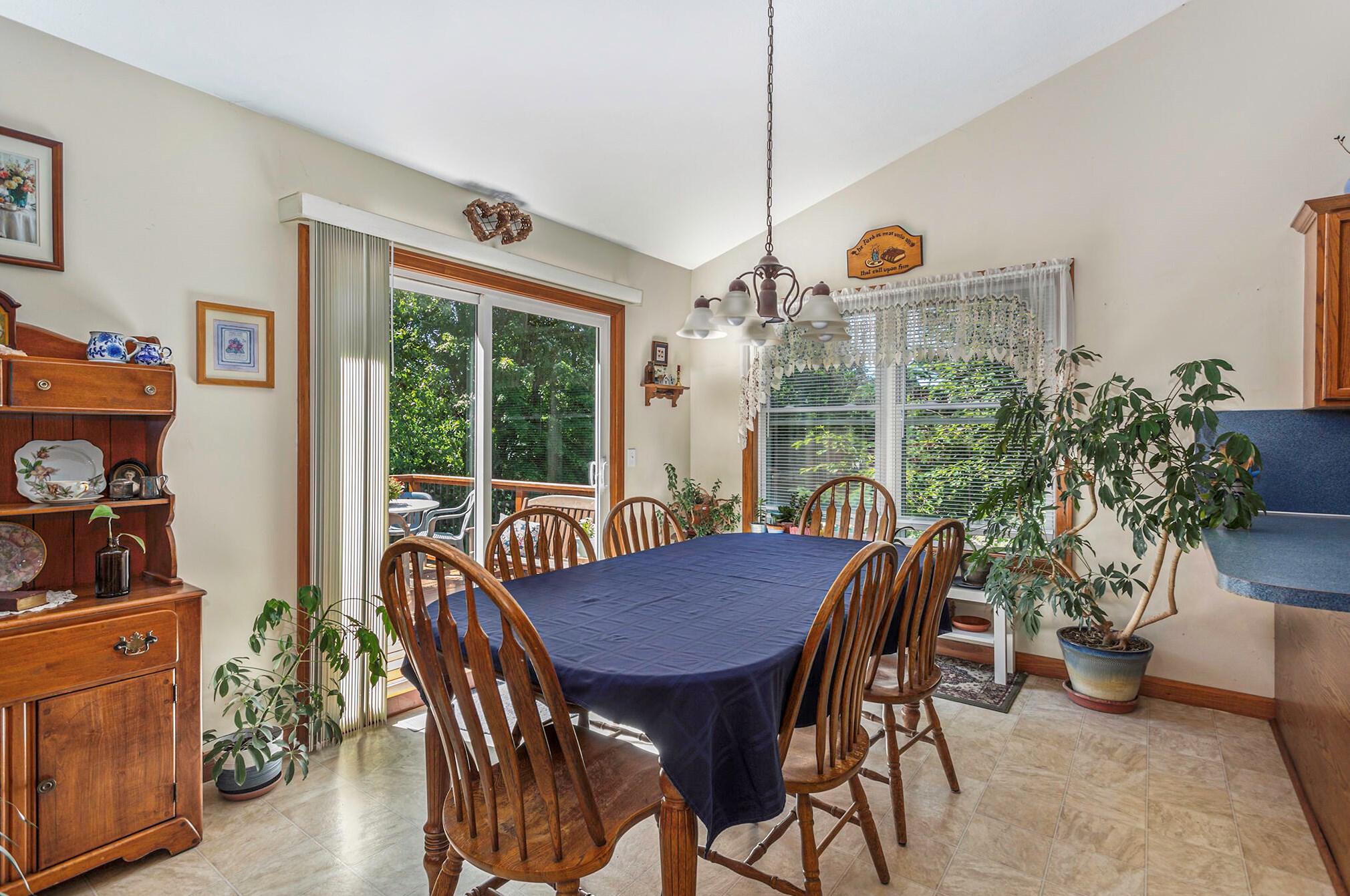 10848 Douglas Dr, Allendale MI 49401-7405 exterior