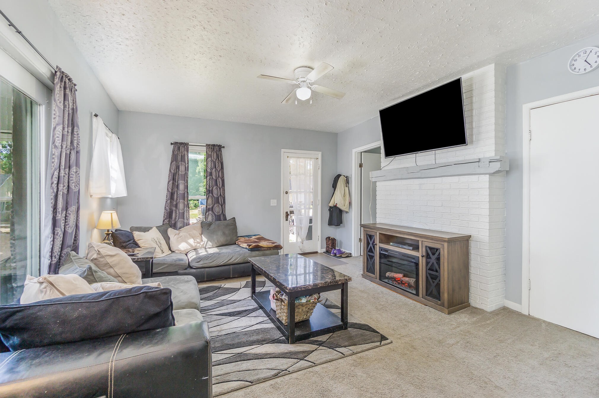 314 Elm St, Paw Paw MI  49079-1313 exterior