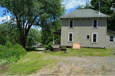 Rock Springs Wi >> 401 W Broadway Rock Springs Wi 53961 Mls 1376044 Coldwell Banker Rock Springs Wi >> 401 W Broadway Rock Springs Wi 53961 Mls 1376044 Coldwell Banker