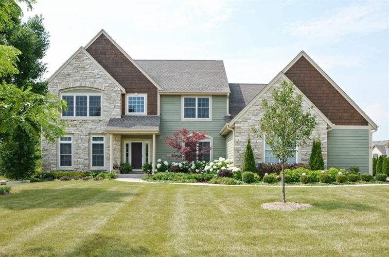 N65W4805 Cedar Reserve Cir, Cedarburg, WI 53012 MLS 1383968