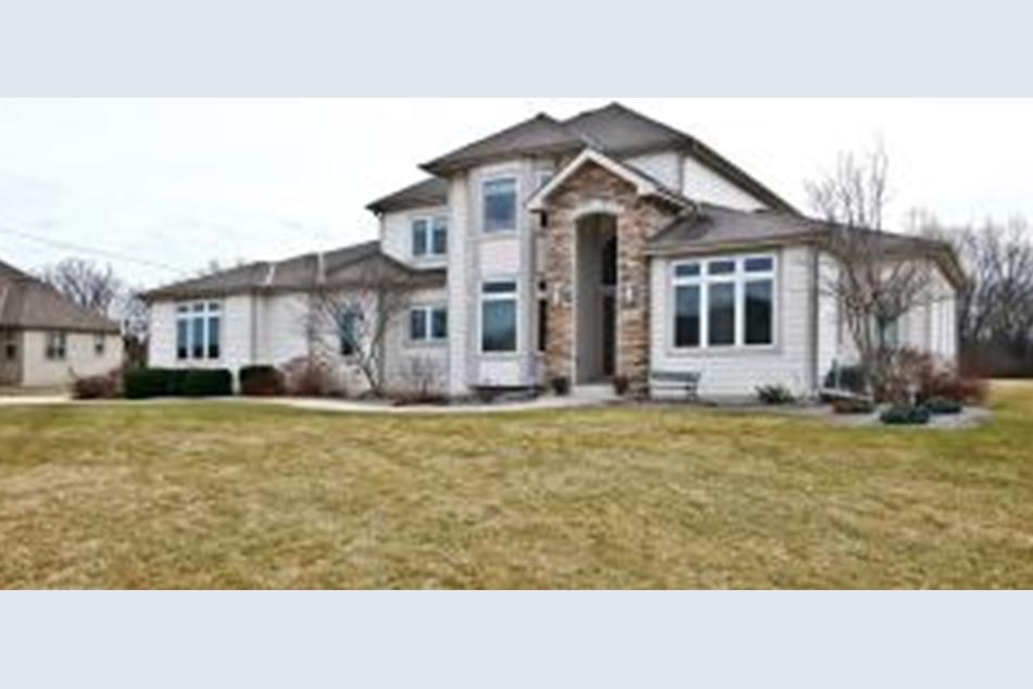 N73W29039 Bark River Rd, Merton, WI 53029 MLS 1517740 Coldwell Banker