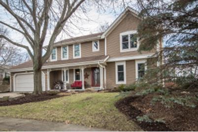 1223 sweetbriar dr waukesha wi 53186 sweetbriar elementary school