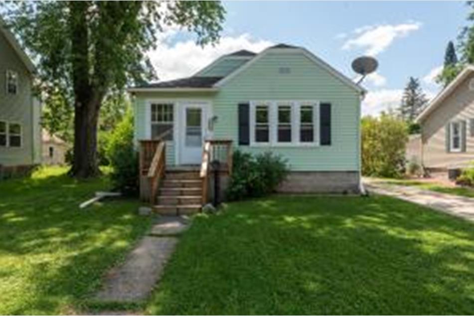 296 Ledgeview Ave, Fond du Lac, WI 54935 MLS 1650021 Coldwell Banker