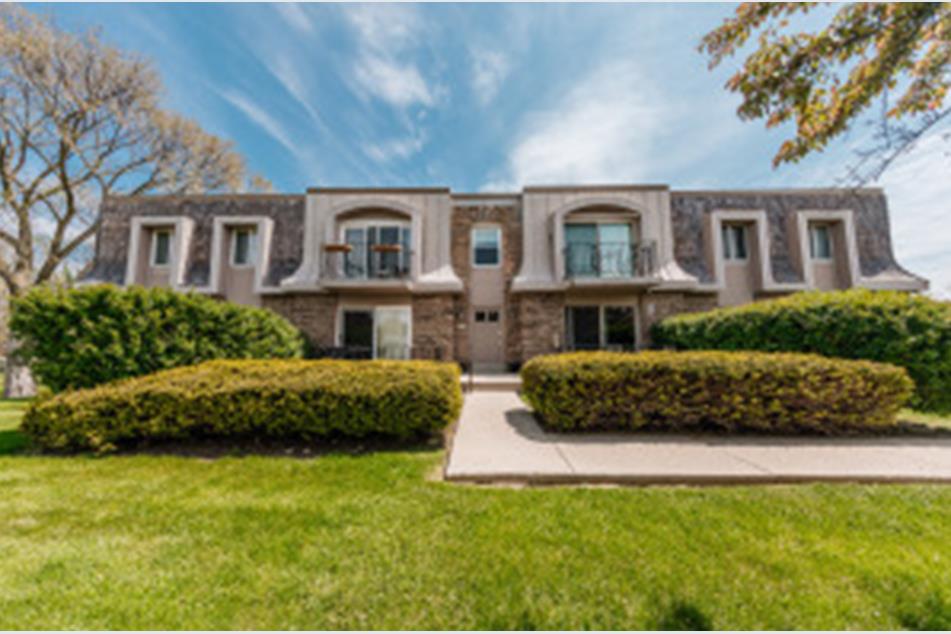 7530 N Port Washington Rd, Fox Point, WI 53217 MLS 1741167 Coldwell