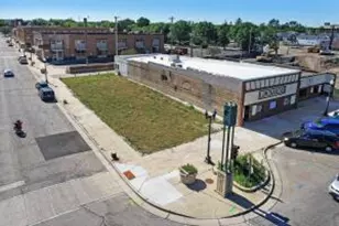 6222 22nd Ave, Kenosha, WI 53143 - Photo 1