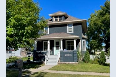 107 Marys Ave, Fond du Lac, WI 54935 - Photo 1