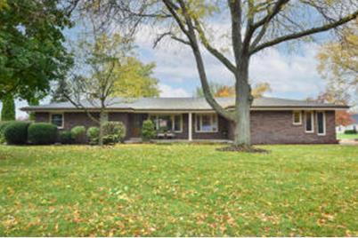 N106W16546  Old Farm Rd, Germantown, WI 53022 - Photo 1