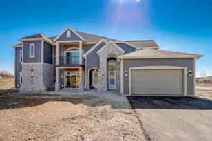 2848 Fox Lake Cir, Waukesha, WI 53189 - Photo 1