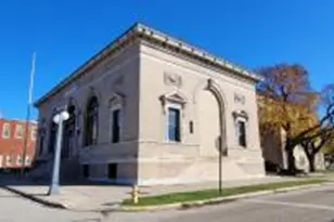 125 6th Ave, Menominee, MI 49858 - Photo 1