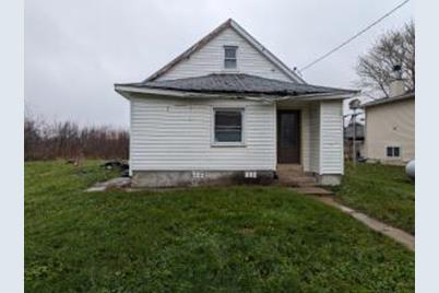 8240  Iverson Rd - Photo 1