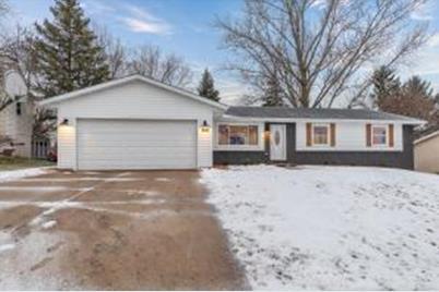 1617  Primrose Ln, West Bend, WI 53090 - Photo 1
