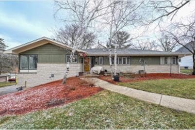 315 N 7th St, Delavan, WI 53115 - Photo 1