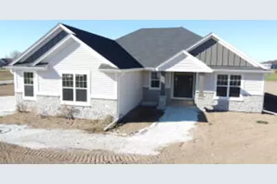 W277N9069 S Red Fox Run, Lisbon, WI 53029 - Photo 1