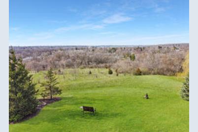 630 S Stone Ridge Dr, Lake Geneva, WI 53147 - Photo 1