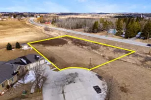 Lt4 Ridgeway Ct, Manitowoc, WI 54220 - Photo 1