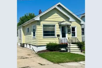 2710  Geneva St, Racine, WI 53402 - Photo 1