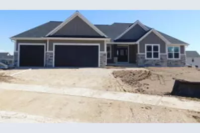 716  Hummingbird Ct, Grafton, WI 53024 - Photo 1