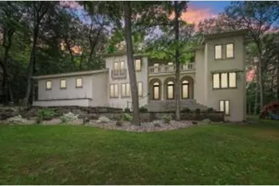 19375  Edmonton Dr, Brookfield, WI 53045 - Photo 1