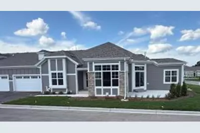 865 S Verona Cir, Grafton, WI 53024 - Photo 1