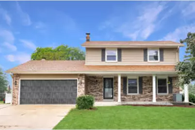 15120 W Kingsway Dr, New Berlin, WI 53151 - Photo 1