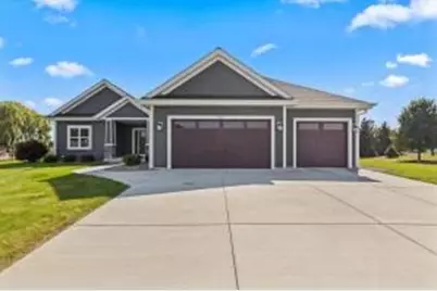 3013  Crosswinds Dr, Racine, WI 53403 - Photo 1