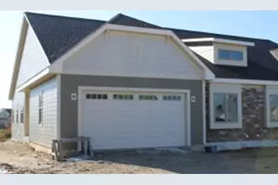 632  Lambert Ct, Slinger, WI 53086 - Photo 1