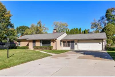 322  Grand Ave, Thiensville, WI 53092 - Photo 1