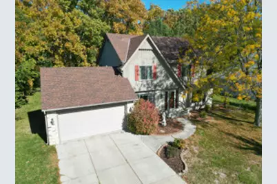 4236 W Tumblecreek Dr, Franklin, WI 53132 - Photo 1