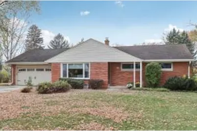 205 N 165th St, Brookfield, WI 53005 - Photo 1