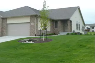 263  Heritage Dr, Fort Atkinson, WI 53538 - Photo 1